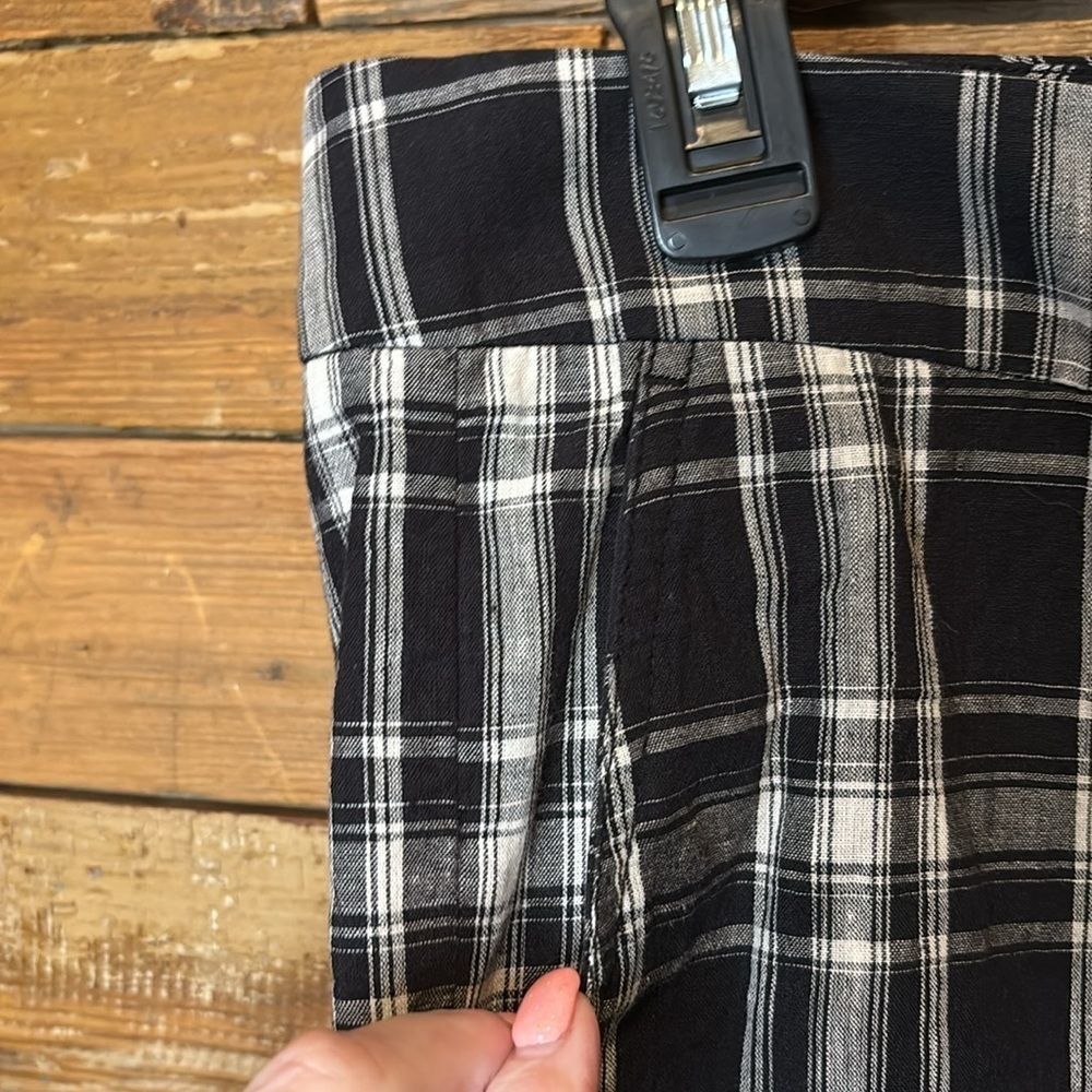 TOMMY BAHAMA tartan black / white shorts with pockets perfectly fun! - Picture 3 of 7